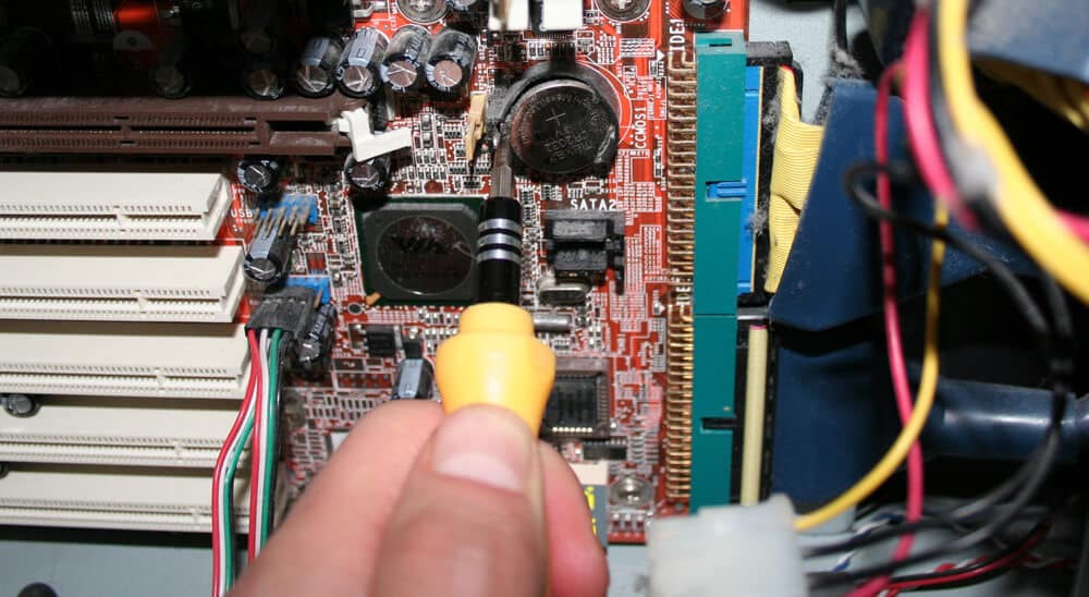 BIOS Batterie wechseln Mainboard Batterie selbst tauschen
