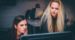 Wie richtet man ein Büro ein? women-1209678