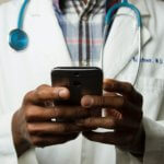 Digitalisierung in der Humanmedizin: Die Einführung der elektronischen Patientenakte